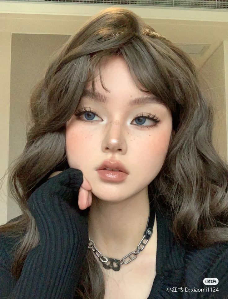 Các bước makeup tone Tây cho mặt tròn